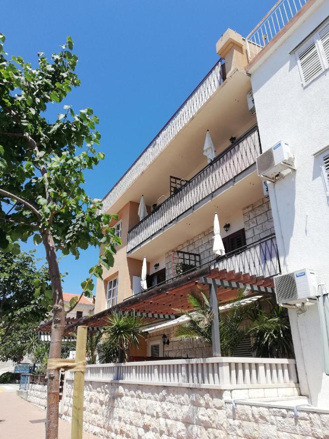 Apartmani Mistral Makarska Bagian luar foto